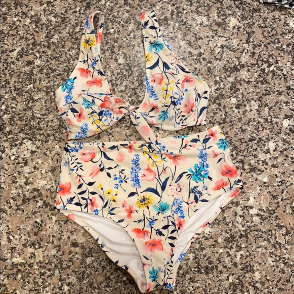 Old Navy bikini set